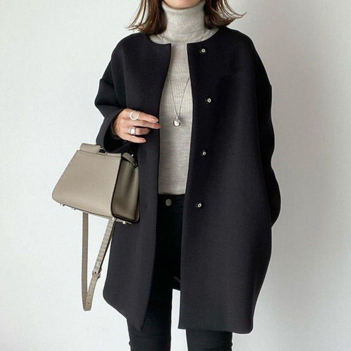 Reah | Elegant Straight Coat