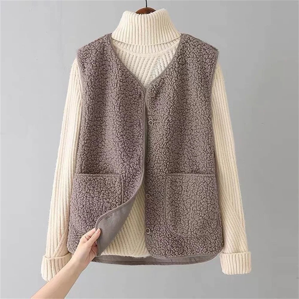 Annie | Classic Cardigan Sweater