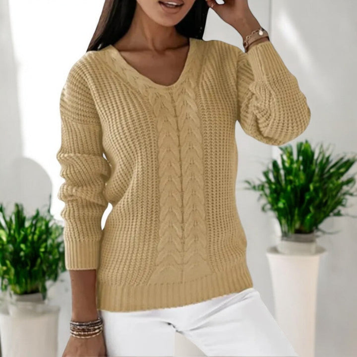 Adrianna | Classic Knitted Sweater